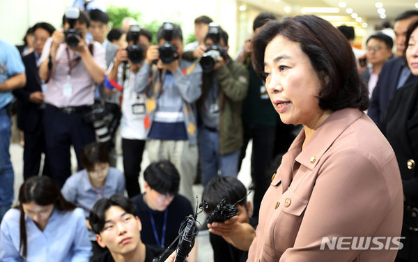 지난 7월 25일, 서울 여의도 국회에서 기자회견을 하고 있는 미래통합당 박순자 의원의 모습이다. 사진=뉴시스