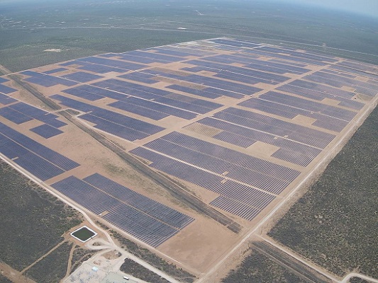 한화에너지 미국 텍사스주 108mw태양광 발전소.사진=한화에너지 제공