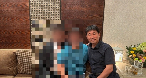 더불어민주당이 19일 오후 서울 여의도 중앙당사에서 ‘지귀연 판사 룸살롱 접대 카지노 도박 유형’ 관련 사진을 공개했다. 사진=더불어민주당