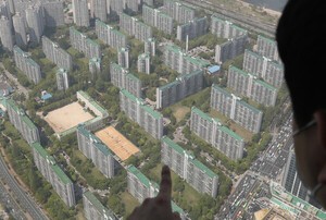 '3단계 DSR 시행·주담대 6억 한도'... 향후 집값 전망은?